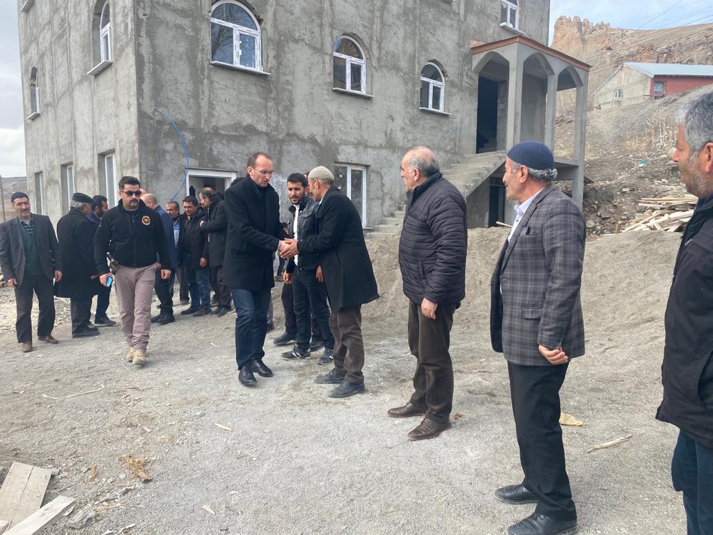 Aşağı Çığılkan Mahallesinde "KAYA'' Ailesine Taziye Ziyaretinde Bulundu.